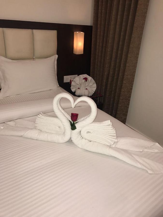 Ballia Hotel Anandi Inn מראה חיצוני תמונה